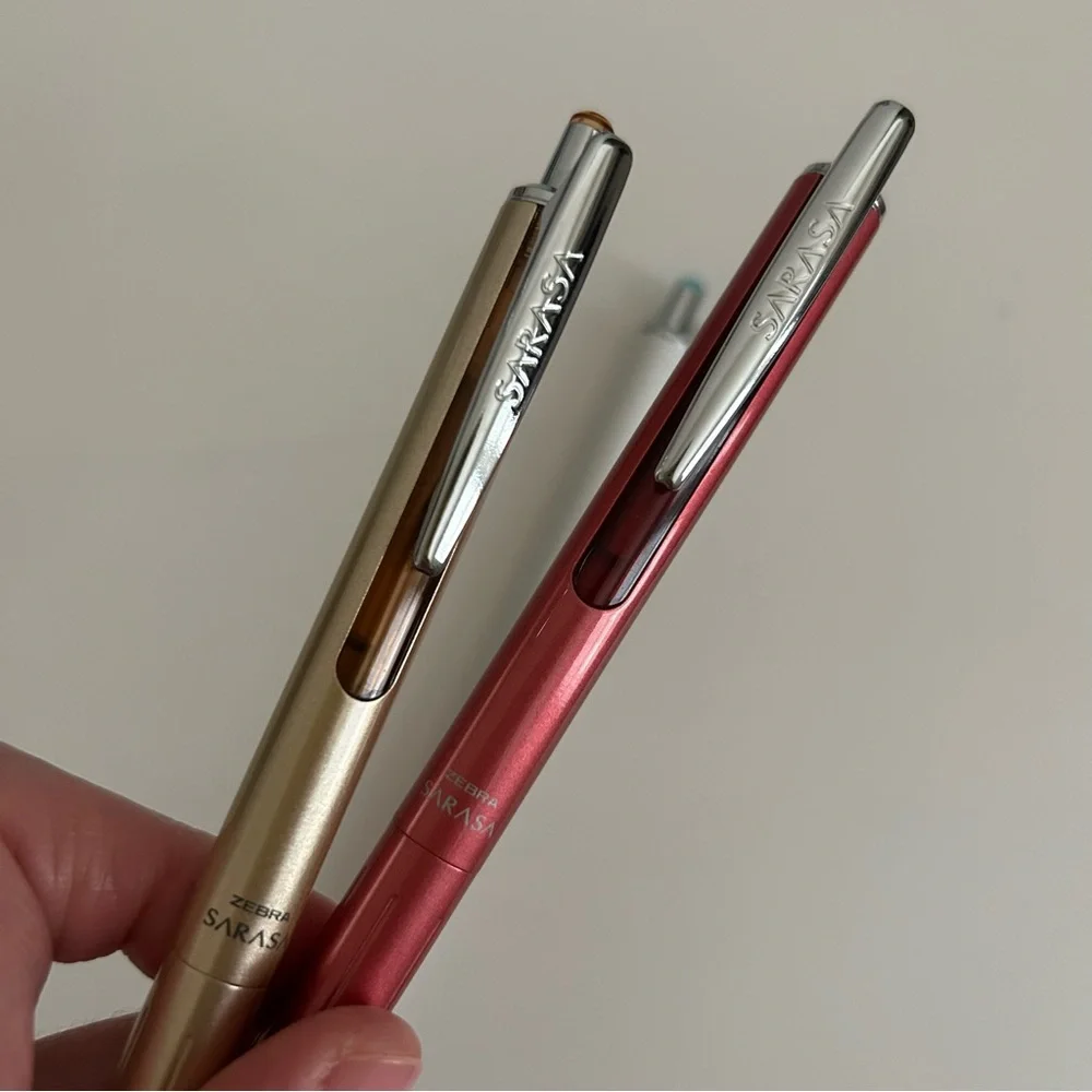 Sarasa Pen Barrels in Rose Pink, Gold and White - Picture 6 of 7